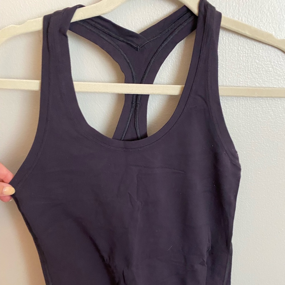 Lululemon purple tank